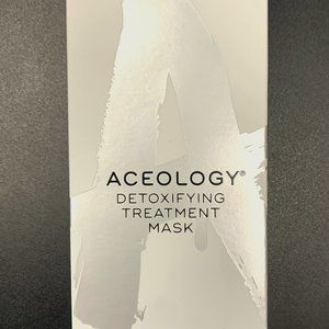 Aceology Detoxifying Mask Treatment